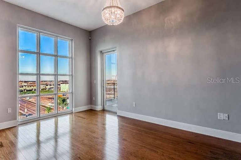 Photo 12 of 25 - 1227 E Madison St #1003, Tampa, FL 33602