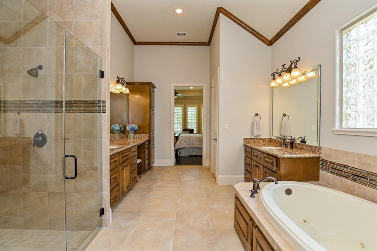 Photo 20 of 33 - 10523 Pebblecreek Xing, Katy, TX 77494