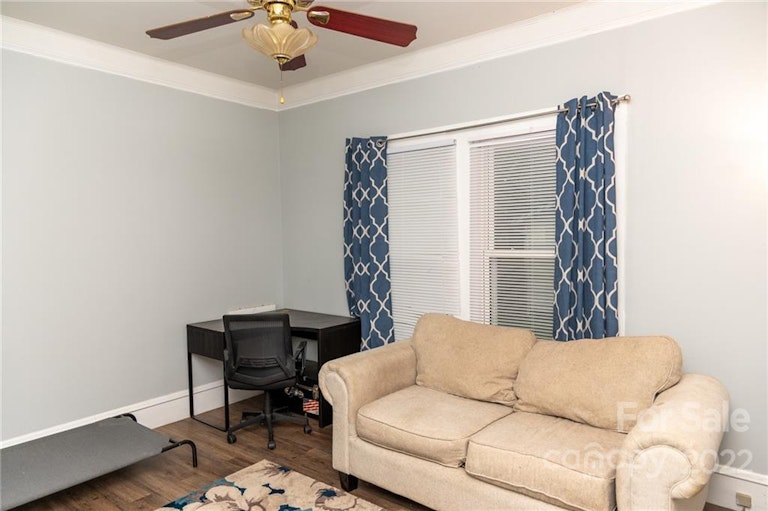 Photo 15 of 20 - 407 E 11th St, Kannapolis, NC 28083