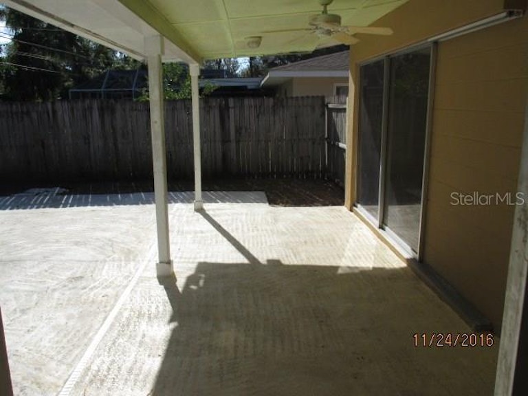 Photo 19 of 21 - 4052 San Luis Dr, Sarasota, FL 34235