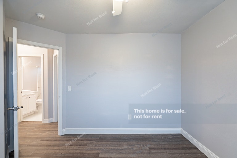 Photo 19 of 29 - 1470 S Red Rock Ct Unit A, Gilbert, AZ 85296