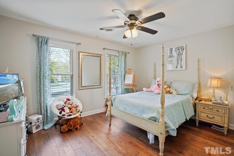 Photo 22 of 31 - 2016 Neuse Colony Dr, Clayton, NC 27527