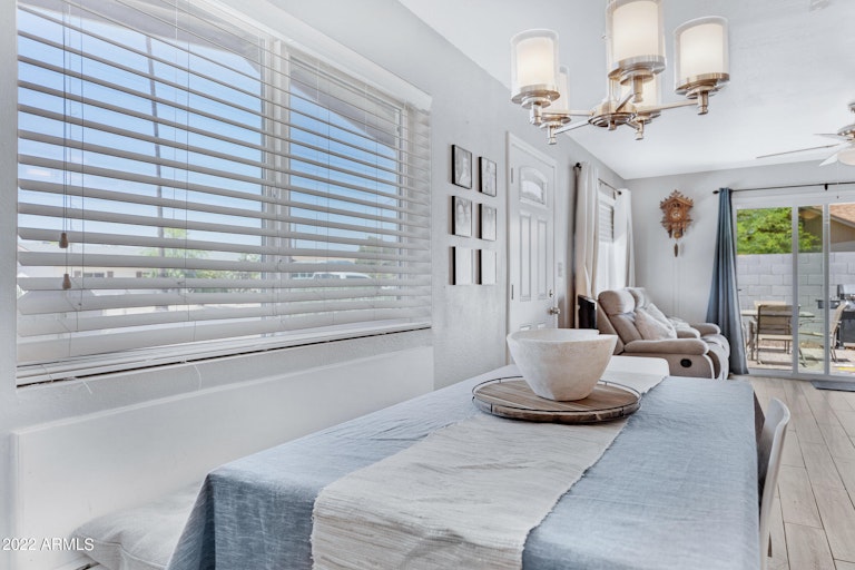 Photo 12 of 32 - 2528 E Blanche Dr, Phoenix, AZ 85032