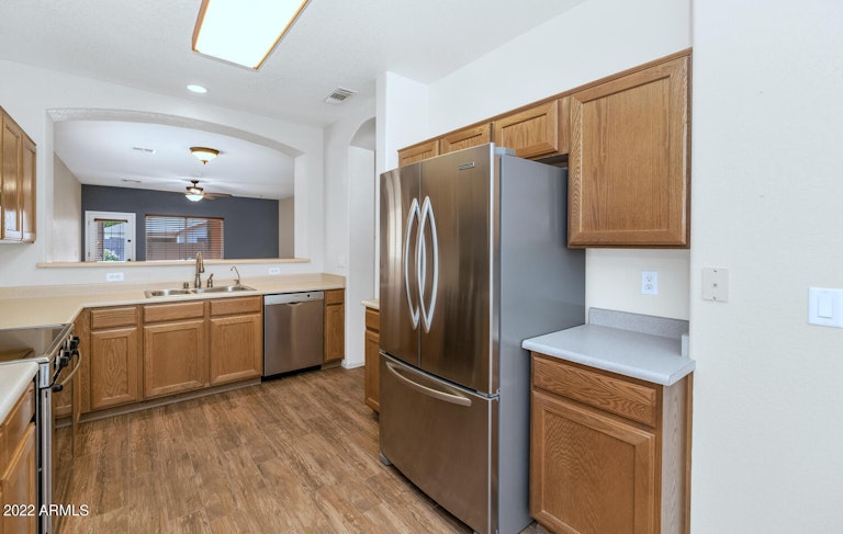 Photo 8 of 28 - 11061 W Tonto Ln, Sun City, AZ 85373