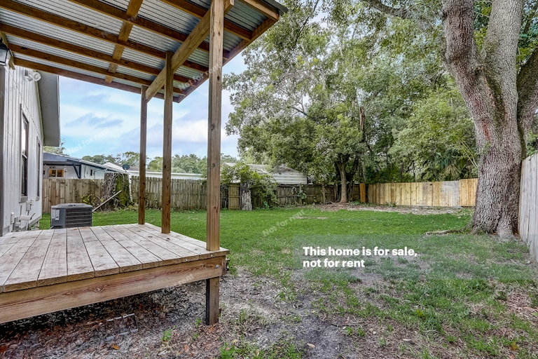 Photo 12 of 27 - 1160 Scotten Rd, Jacksonville, FL 32205