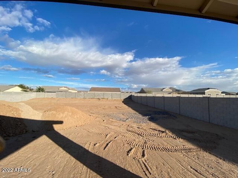 Photo 11 of 27 - 10120 W Appaloosa Trl, Casa Grande, AZ 85194