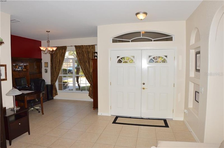 Photo 3 of 25 - 4258 Mermell Cir, North Port, FL 34291