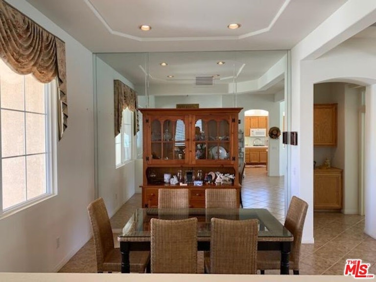 Photo 15 of 54 - 4907 Singing Hills Dr, Banning, CA 92220