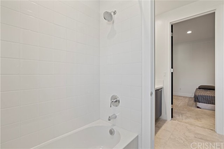 Photo 47 of 69 - 12009 Carabela Ct, Porter Ranch, CA 91326