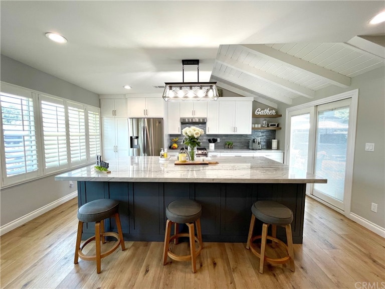 Photo 9 of 51 - 5807 E Monlaco Rd, Long Beach, CA 90808