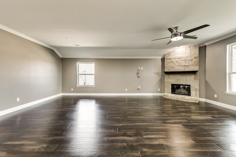 Photo 2 of 26 - 1801 Kaiser Cv, Argyle, TX 76226