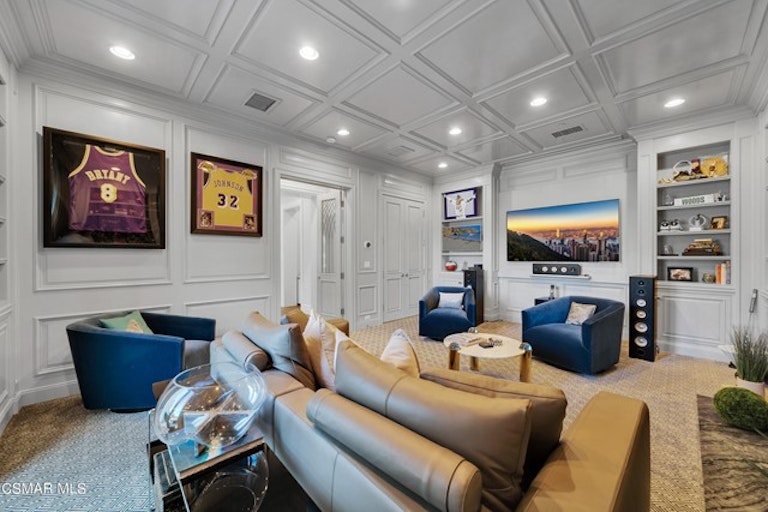 Photo 25 of 80 - 208 W Stafford Rd, Thousand Oaks, CA 91361