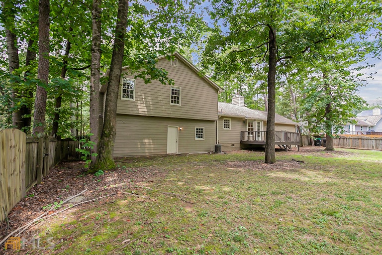 Photo 25 of 26 - 4695 Brandon Acres Ln, Buford, GA 30519