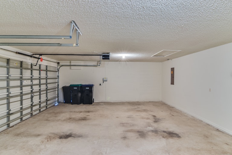 Photo 25 of 29 - 15169 Moultrie Pointe Rd, Orlando, FL 32828