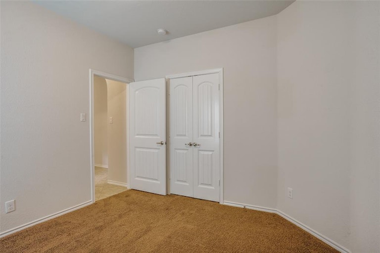 Photo 14 of 35 - 2832 Saddle Creek Dr, Fort Worth, TX 76177