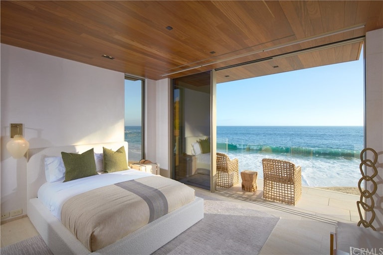 Photo 26 of 42 - 66 Emerald Bay, Laguna Beach, CA 92651
