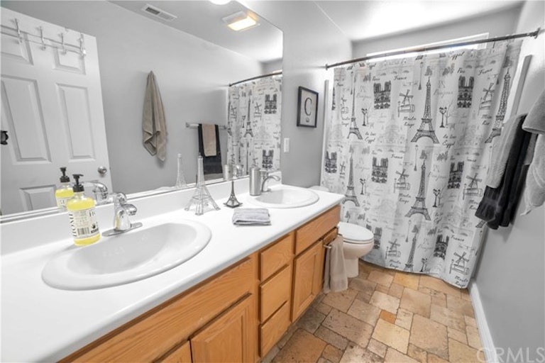 Photo 26 of 50 - 7491 Spindlewood Dr, Eastvale, CA 92880