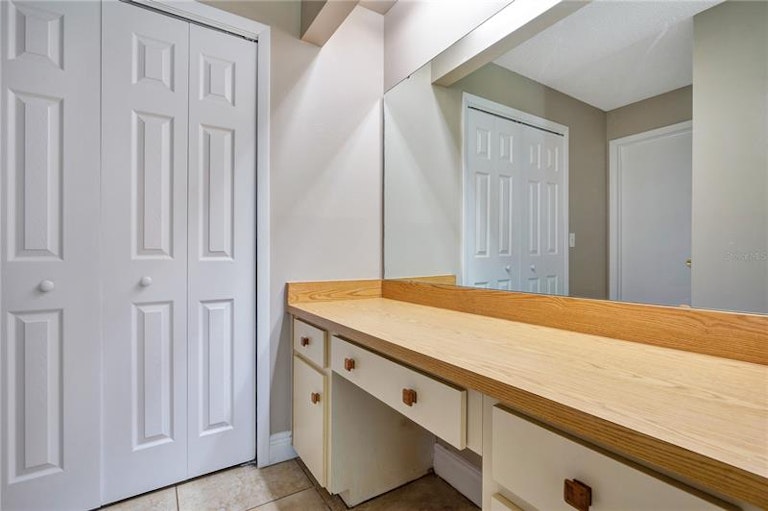 Photo 15 of 33 - 9425 Cannon Dr, Orlando, FL 32817