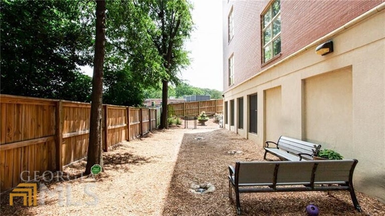 Photo 26 of 37 - 560 Dutch Valley Rd NE #2212, Atlanta, GA 30324