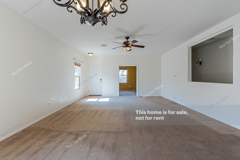Photo 14 of 29 - 11344 W Harvester Dr, Marana, AZ 85653