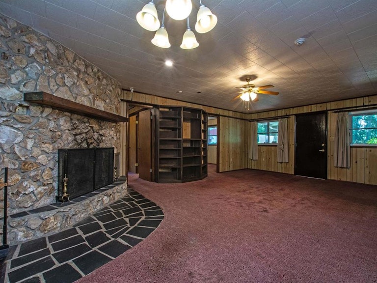 Photo 11 of 48 - 7851 Sadler Rd, Mount Dora, FL 32757