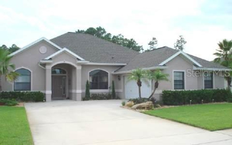 Photo 1 of 1 - 16 Lakeside Pl W, Palm Coast, FL 32137