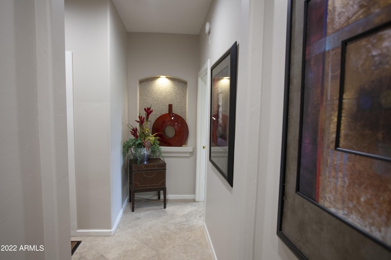 Photo 24 of 43 - 8190 E Kalil Dr, Scottsdale, AZ 85260
