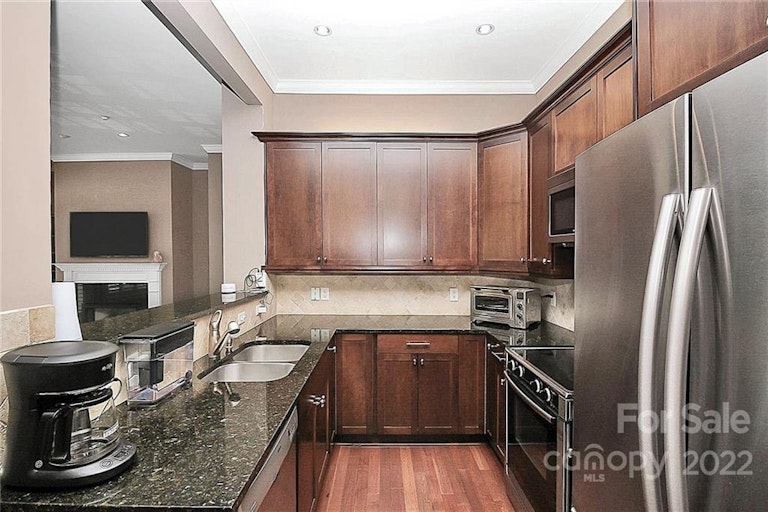 Photo 7 of 20 - 5425 Closeburn Rd #104, Charlotte, NC 28210