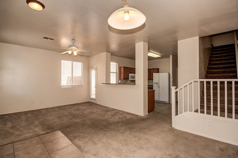 Photo 3 of 23 - 5163 W Illini St, Phoenix, AZ 85043