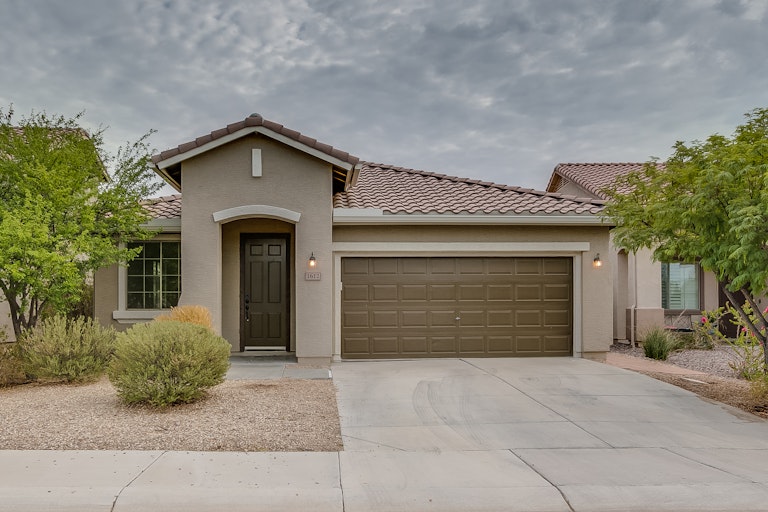 Photo 2 of 23 - 1612 W Kuralt Dr, Anthem, AZ 85086