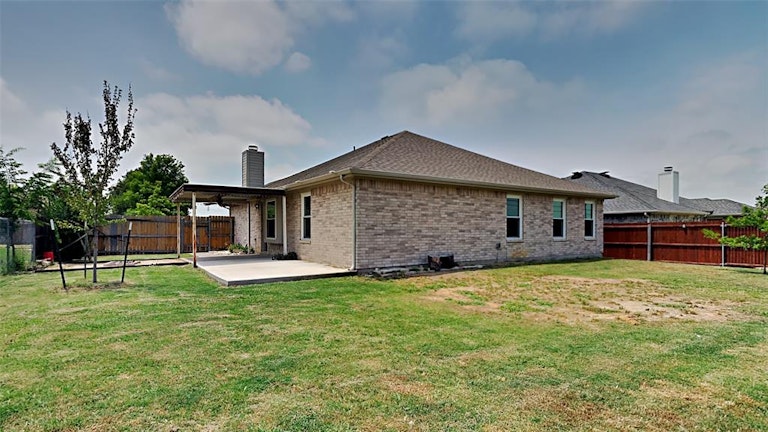 Photo 7 of 8 - 1209 Mallard Run, Midlothian, TX 76065