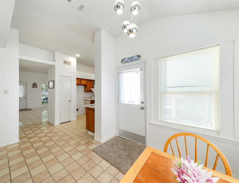 Photo 15 of 19 - 4310 Field Meadow Dr, Katy, TX 77449