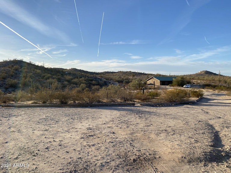 Photo 2 of 14 - 16682 N Christensen Rd, Florence, AZ 85132