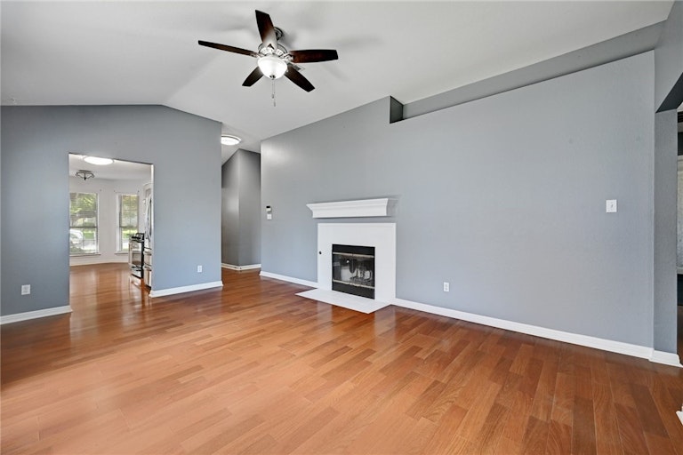 Photo 7 of 25 - 7228 Wardman Dr, Del Valle, TX 78617