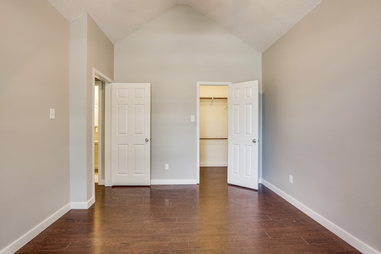 Photo 24 of 29 - 1677 Shannon Dr, Lewisville, TX 75077