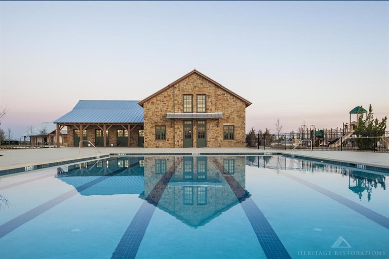 Photo 28 of 40 - 1317 Skyflower Ln, Celina, TX 75009