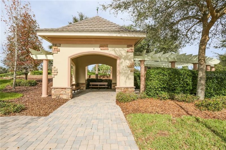 Photo 24 of 25 - 7021 Monarch Park Dr, Apollo Beach, FL 33572