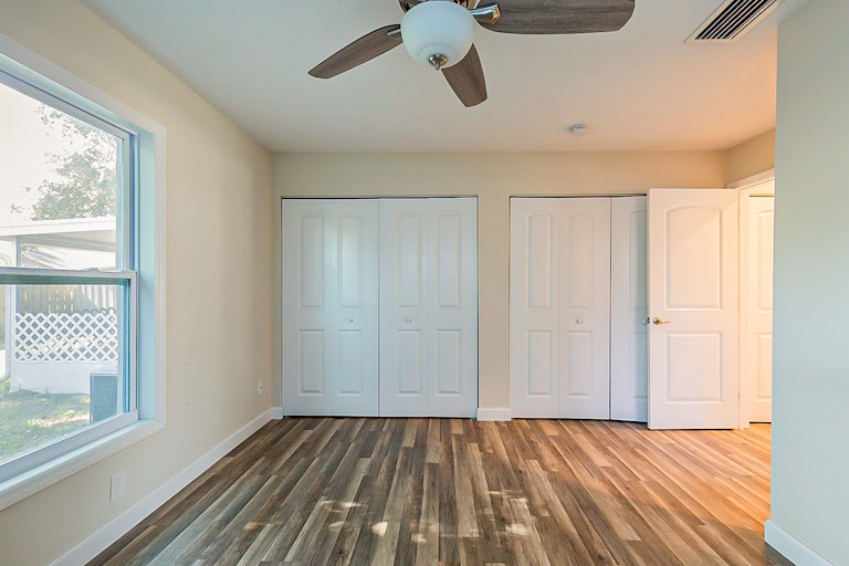 Photo 20 of 26 - 4033 Sandpointe Dr, Bradenton, FL 34205