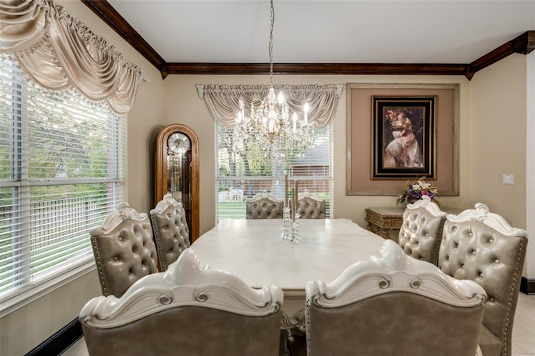 Photo 6 of 39 - 2608 Valencia Ln, Denton, TX 76210