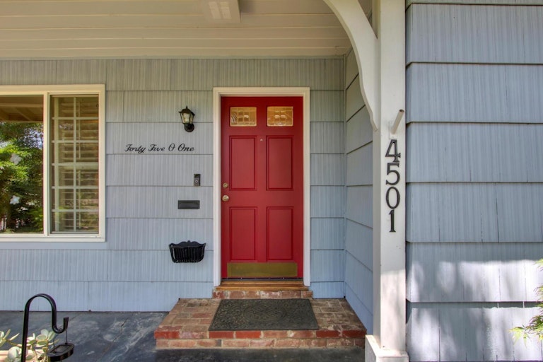 Photo 8 of 87 - 4501 Moddison Ave, Sacramento, CA 95819