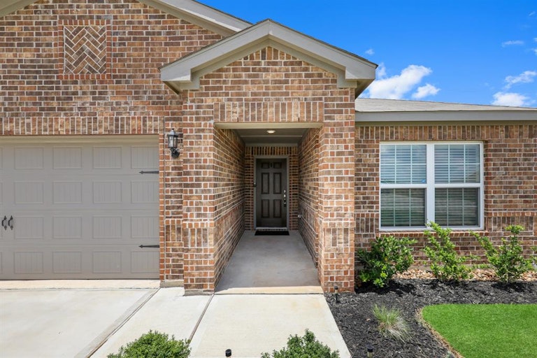 Photo 2 of 24 - 3029 Iron Woods Dr, Katy, TX 77493