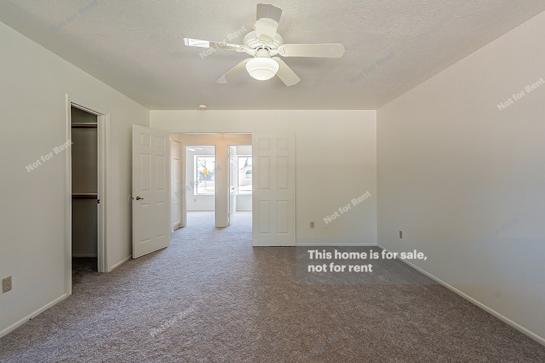 Photo 14 of 23 - 4850 E Dartmouth Cir, Mesa, AZ 85205