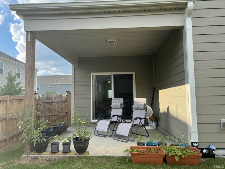 Photo 15 of 32 - 2923 Malvina Ter, Apex, NC 27502