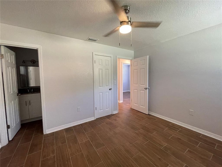 Photo 26 of 30 - 1107 31st Street Ct E, Palmetto, FL 34221