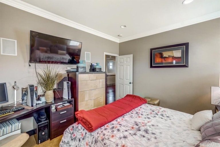 Photo 42 of 70 - 12466 Farmborough Ct, Eastvale, CA 91752