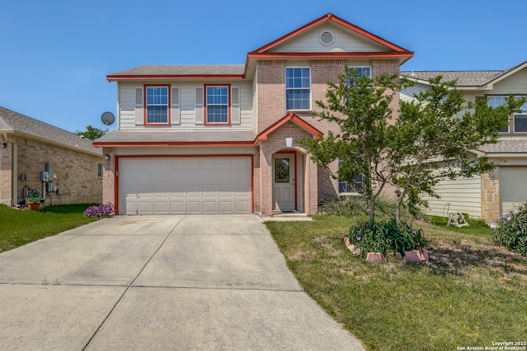 Photo 2 of 25 - 3630 Crimson Star, San Antonio, TX 78261