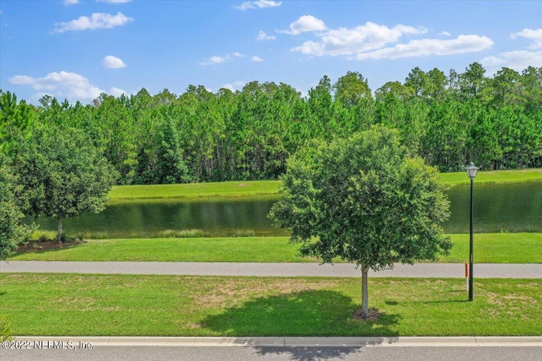 Photo 21 of 33 - 1067 Trailmark Dr, Saint Augustine, FL 32092