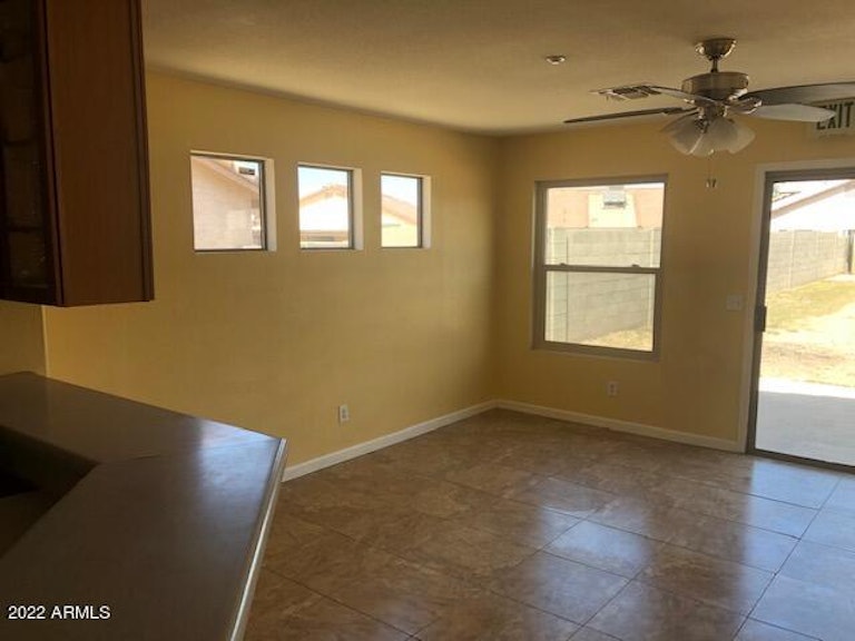 Photo 12 of 30 - 11314 W Seldon Ln, Peoria, AZ 85345