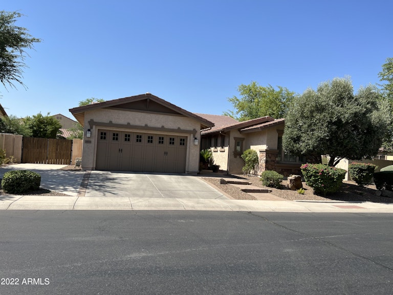 Photo 2 of 32 - 3955 E Grand Canyon Pl, Chandler, AZ 85249
