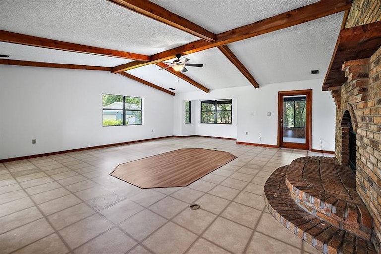 Photo 11 of 35 - 1449 Irma Rd, Eustis, FL 32726